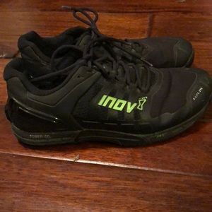 Inov8 F-Lite 290 cross-training shoes.